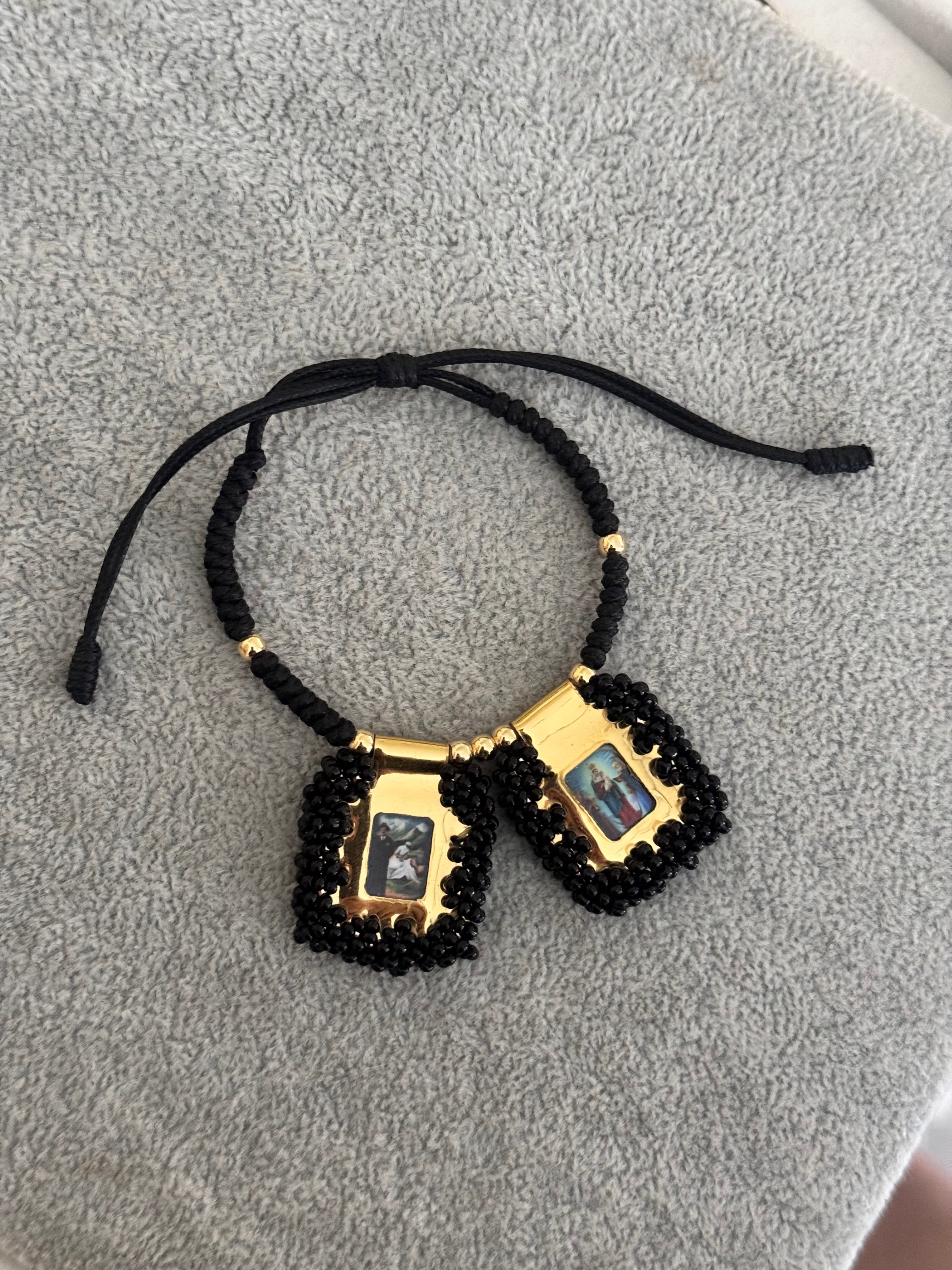 Pulsera Escapulario bordado