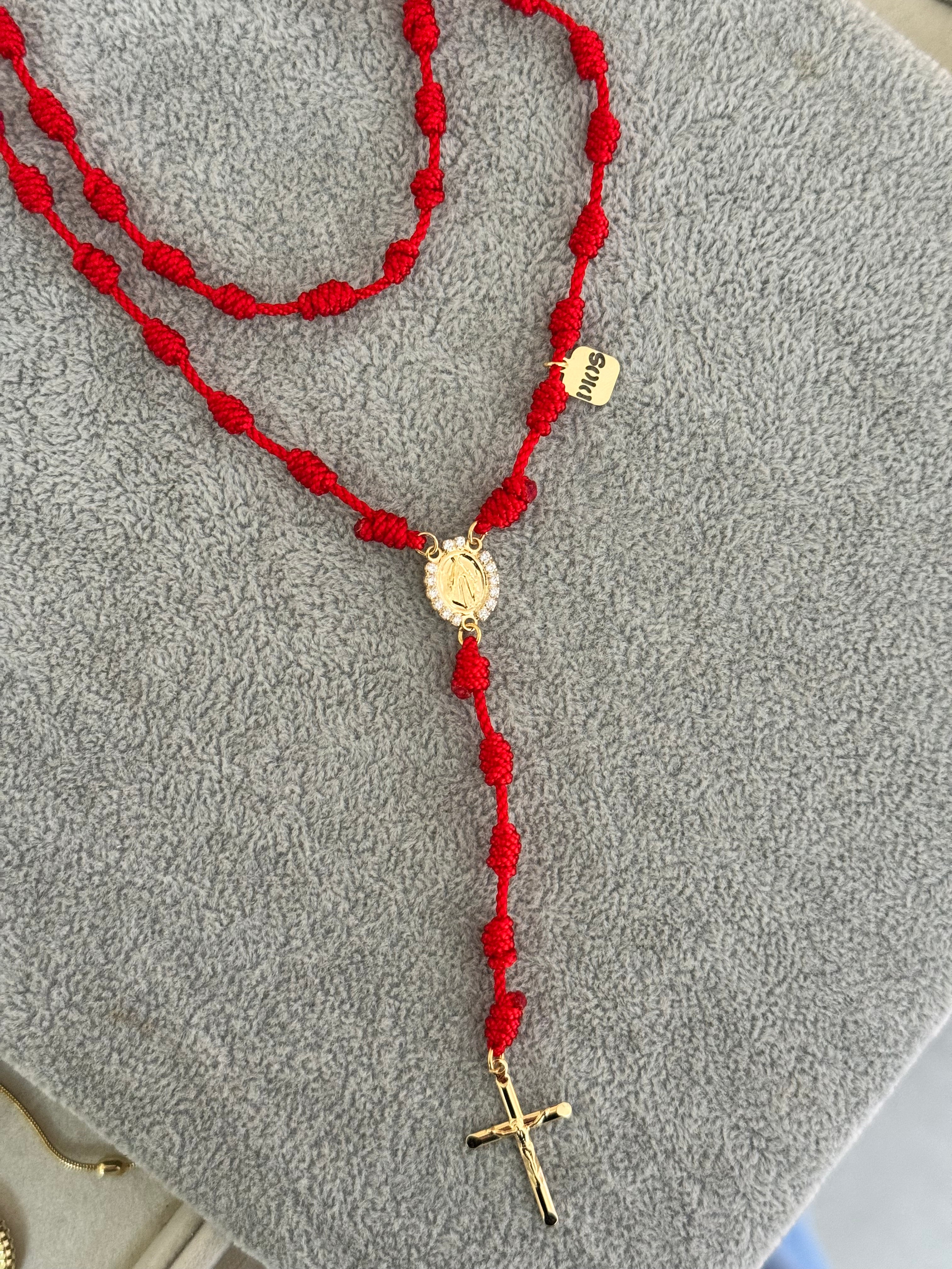 Rosario de Nudos Rojos