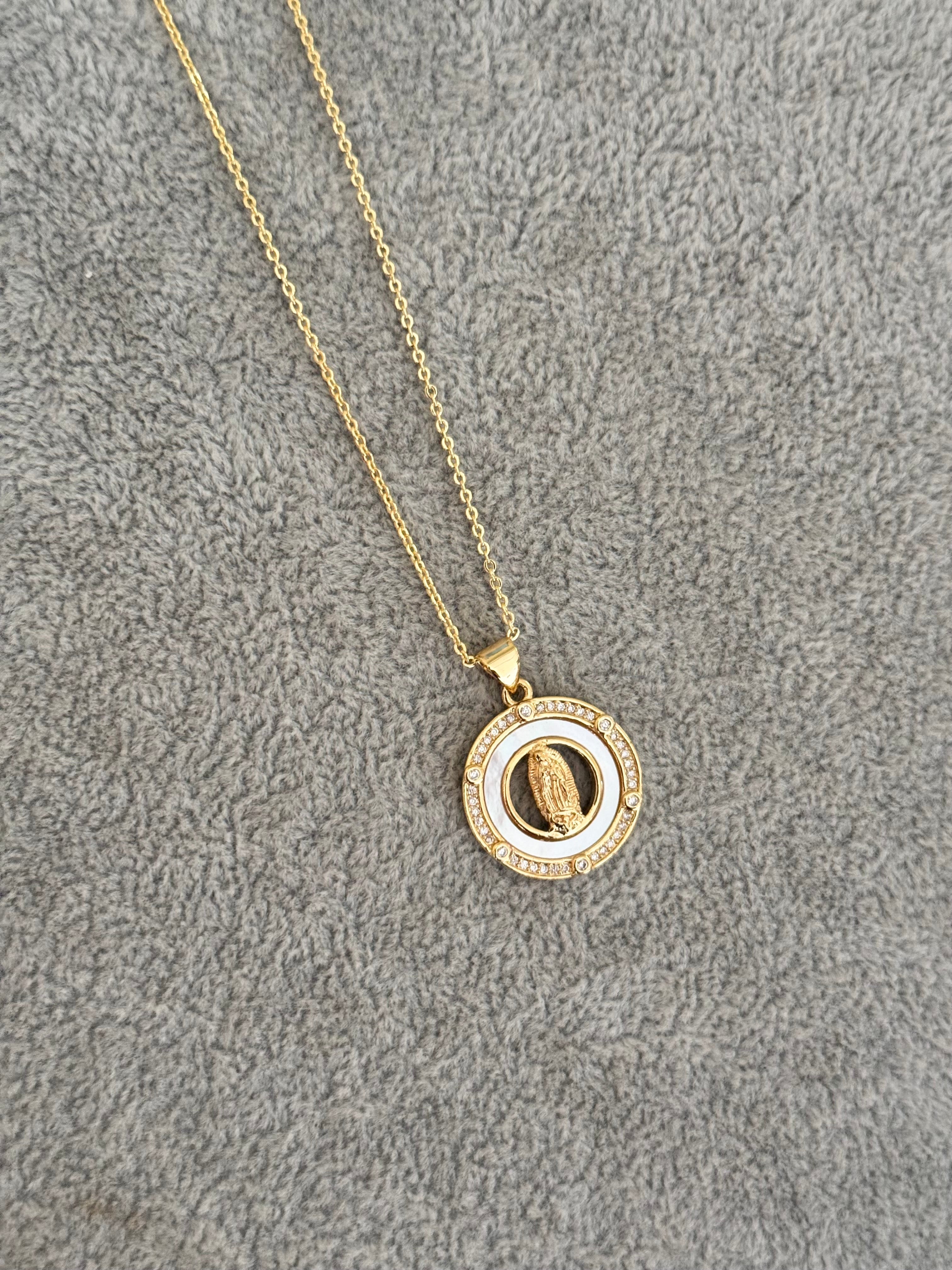 Collar virgen de Guadalupe