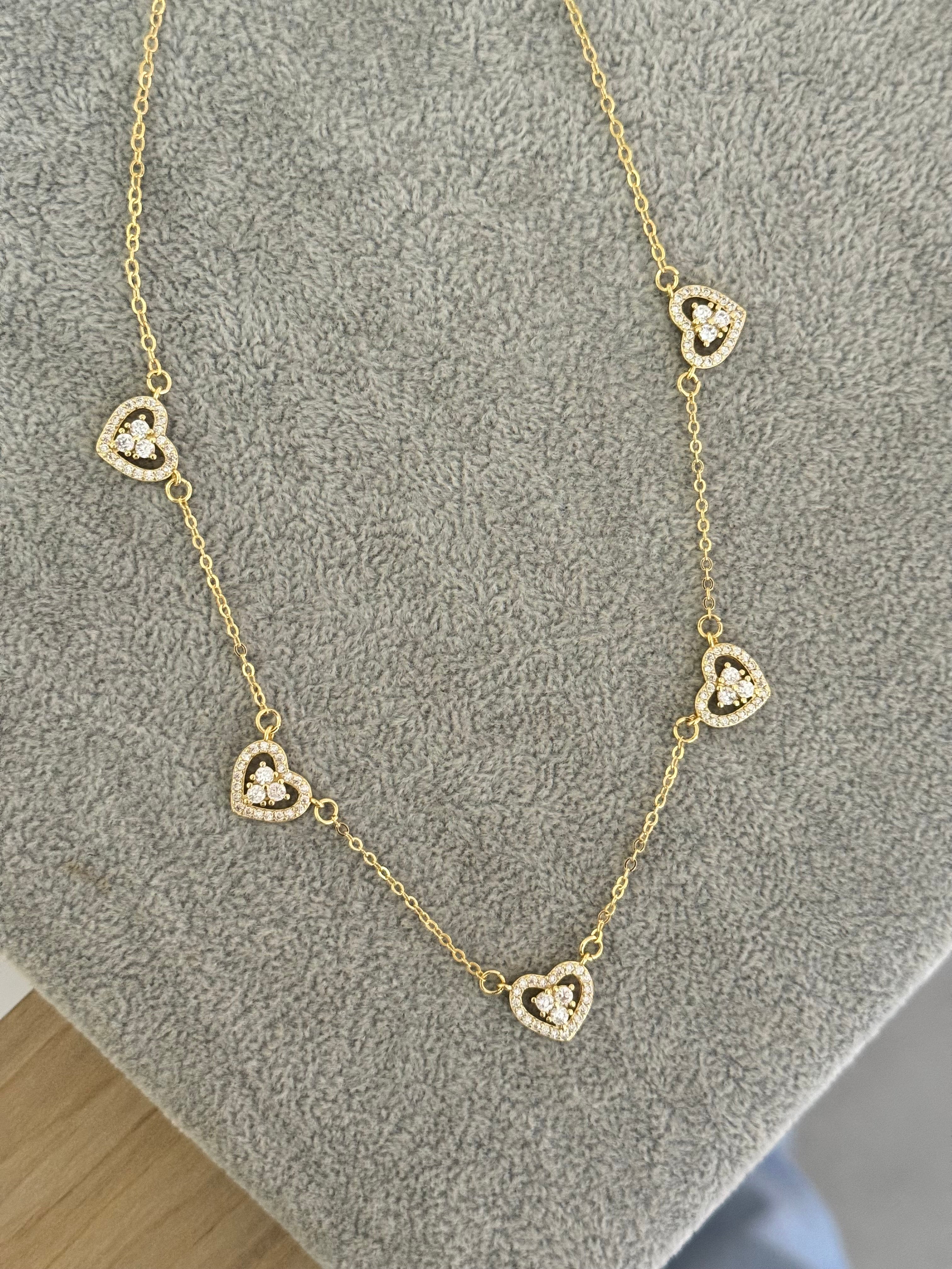 Collar corazones