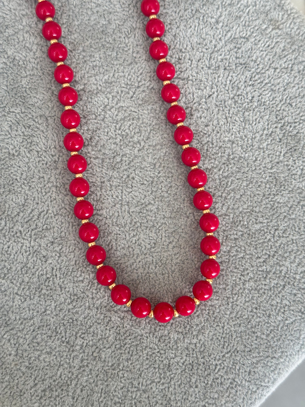 Collar de Pepas rojas