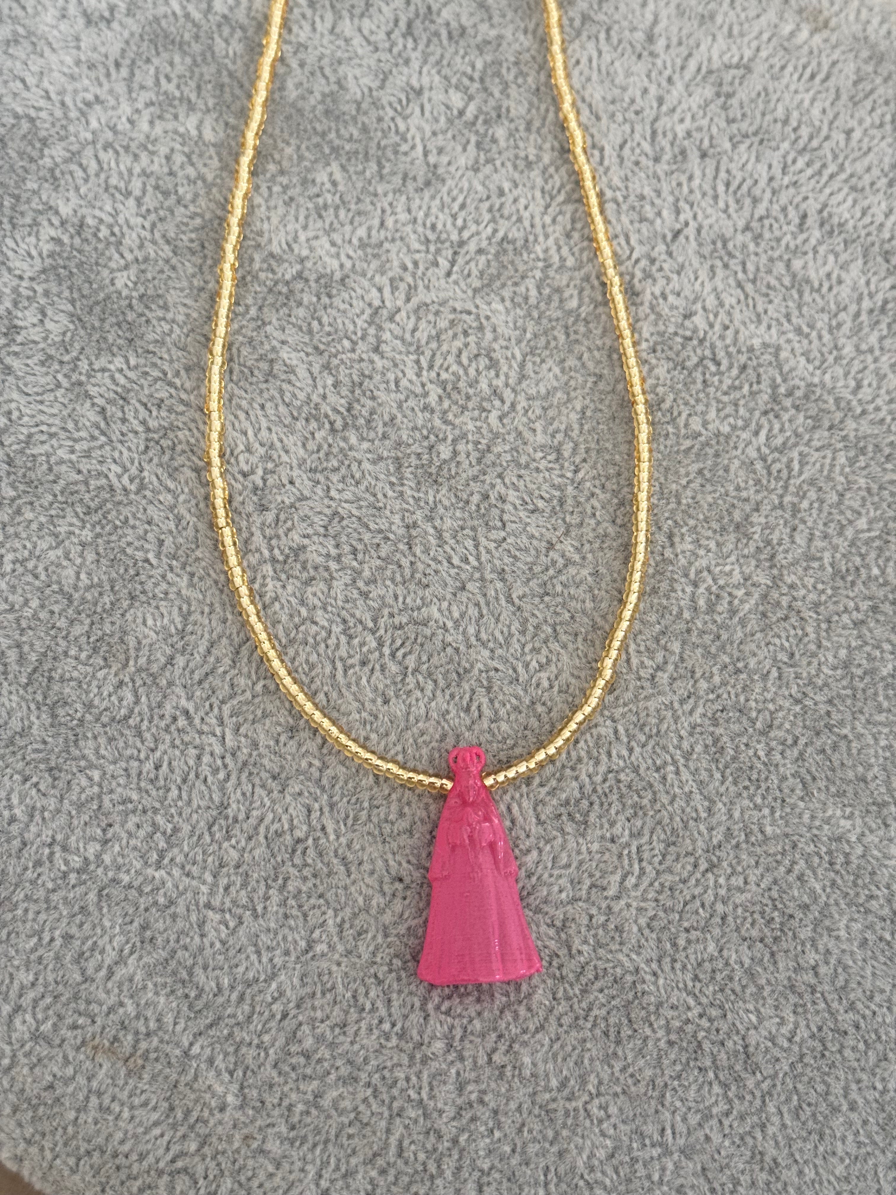 Collar de mostacillas virgen del valle