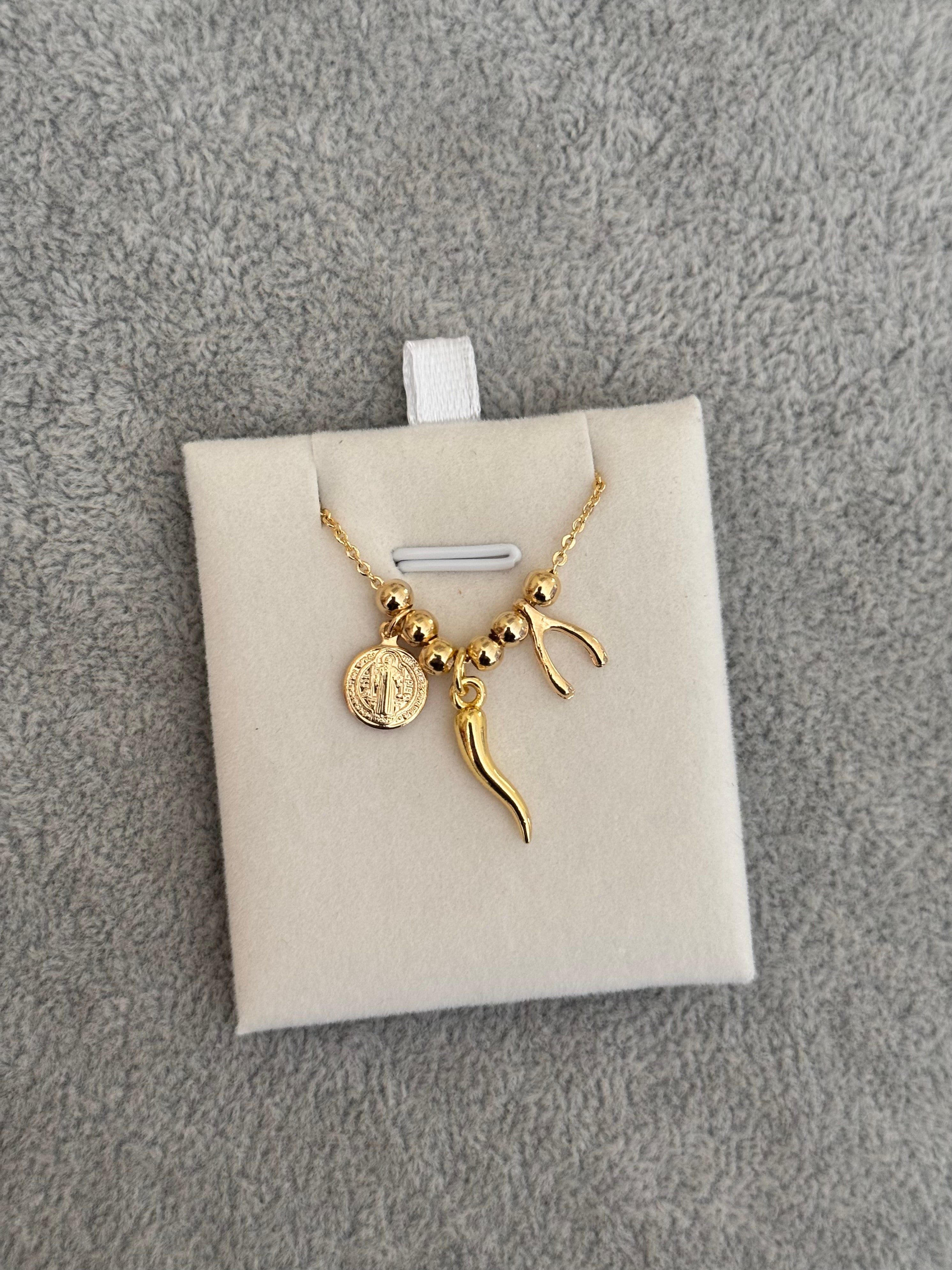 Collar protección y suerte