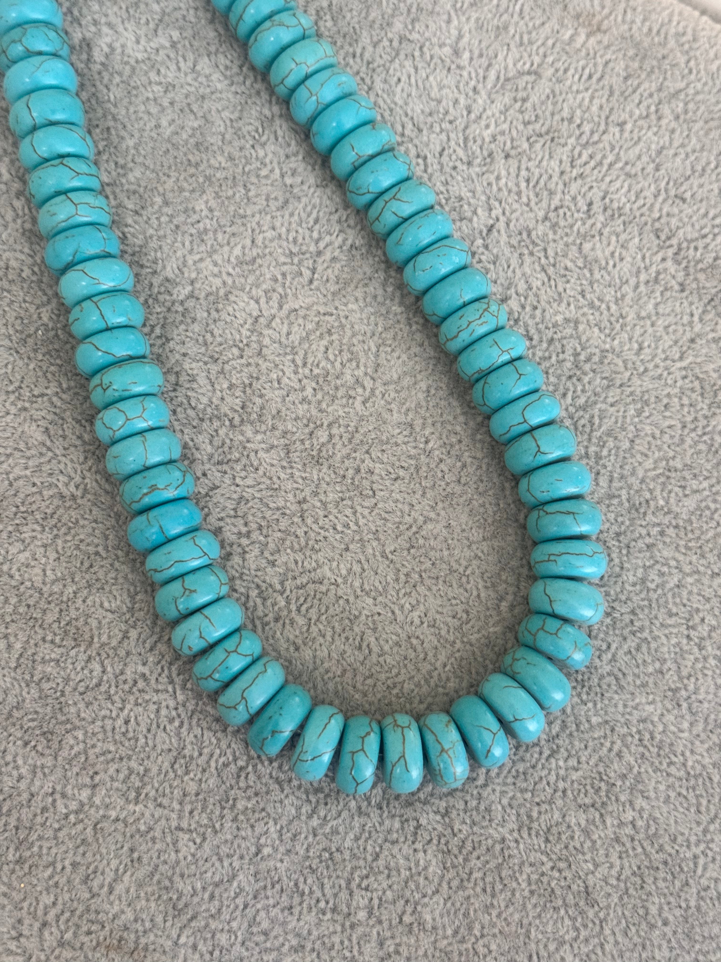 Collar Blue